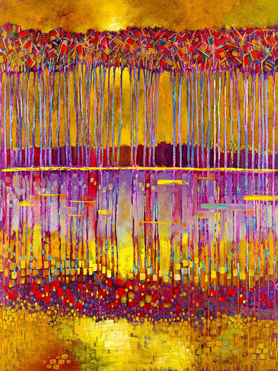 Autumn light reflect the tree line in the water edge